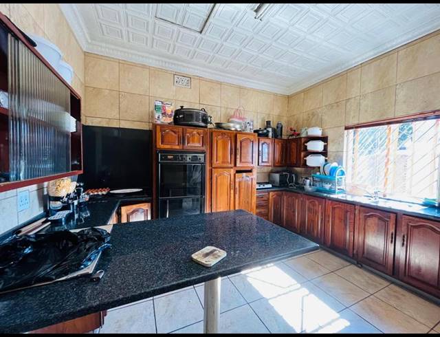 3 BEDROOM HOUSE FOR SALE IN PRETORIA WEST